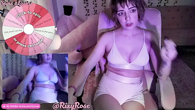 Snapshot of Trixyrose chatting on July 30, 2026, 12:59 pm Trixyrose online show from July 30, 2026, 12:59 pm