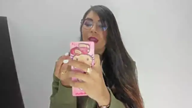 Luna Dumont online show from January 17, 2026, 11:14 am