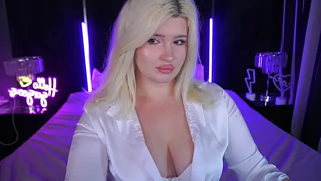 CocoSecretss online show from September 26, 2025, 6:53 am