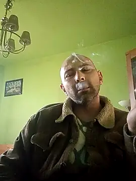 Snapshot of Piter9023 chatting on October 21, 2025, 2:27 pm Piter9023 online show from October 21, 2025, 2:27 pm