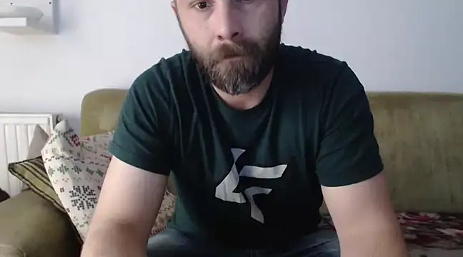 Snapshot of Piter9023 chatting on December 19, 2024, 2:13 pm Piter9023 online show from December 19, 2024, 2:13 pm