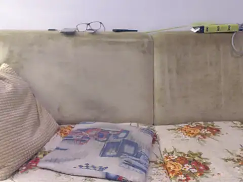 Snapshot of Piter9023 chatting on October 14, 2025, 5:57 pm Piter9023 online show from October 14, 2025, 5:57 pm