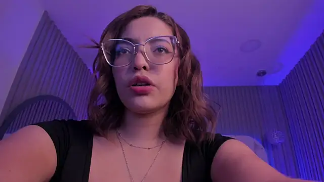 Snapshot of Dollar-girl chatting on June 5, 2026, 2:16 am Dollar-girl online show from June 5, 2026, 2:16 am