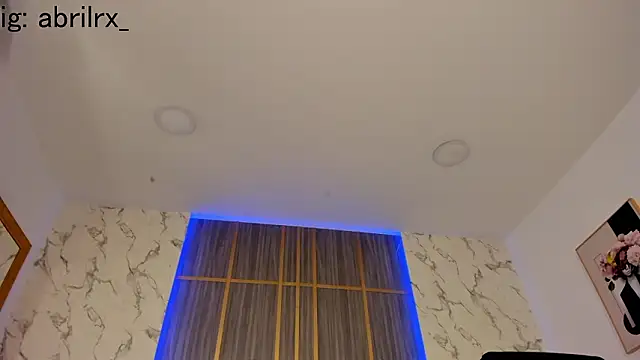 Dollar-girl online show from January 31, 2026, 7:12 pm