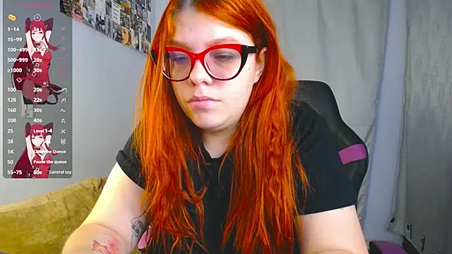 lucie nicolls online show from March 9, 2025, 9:46 pm