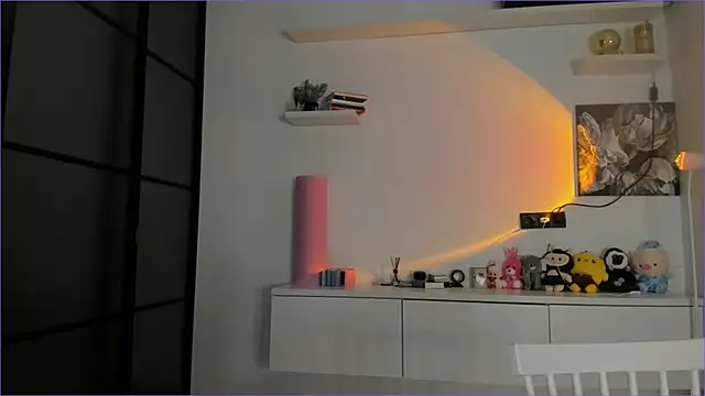 kokyokka v online show from November 17, 2025, 3:32 am