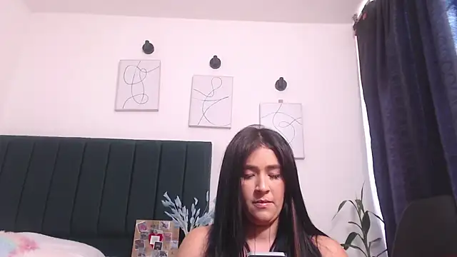 NicollColeman online show from October 15, 2025, 4:15 pm