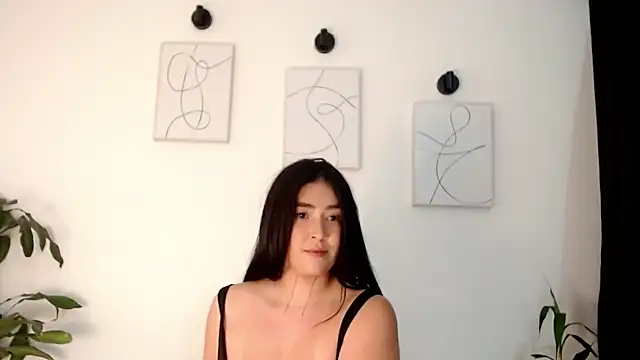 NicollColeman online show from December 13, 2025, 8:04 pm