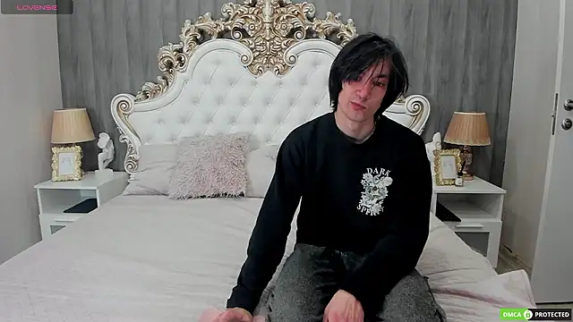 Snapshot of CalvinOwens chatting on March 13, 2026, 6:02 pm CalvinOwens online show from March 13, 2026, 6:02 pm