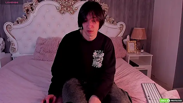 Snapshot of CalvinOwens chatting on March 6, 2026, 1:50 pm CalvinOwens online show from March 6, 2026, 1:50 pm