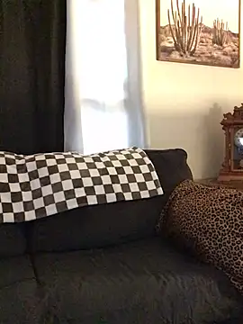 Snapshot of SidneyRaee chatting on March 10, 2026, 5:39 pm SidneyRaee online show from March 10, 2026, 5:39 pm