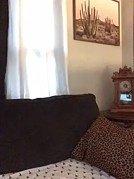 Snapshot of SidneyRaee chatting on March 14, 2026, 6:58 pm SidneyRaee online show from March 14, 2026, 6:58 pm