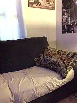 SidneyRaee online show from October 2, 2025, 5:38 pm