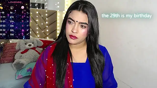 lakshmiraniii online show from July 28, 2026, 12:12 pm