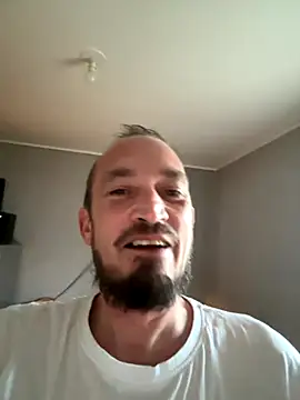 Denislamalice34 online show from November 26, 2025, 3:45 pm