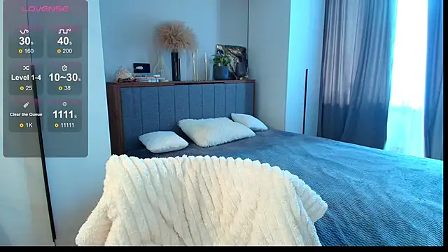 Mad1en online show from October 8, 2025, 6:48 am