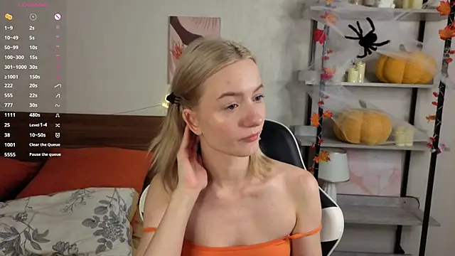 IdaValenti online show from November 9, 2025, 11:09 pm