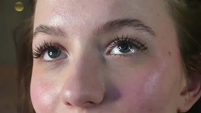 IdaValenti online show from March 22, 2025, 7:15 am