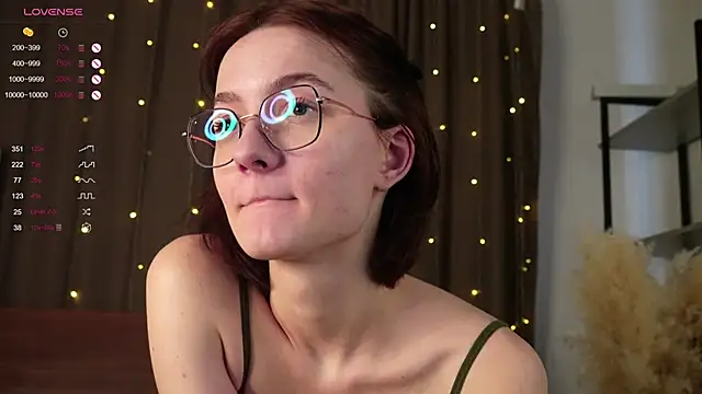 IdaValenti online show from March 19, 2025, 7:18 am