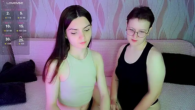  crazy baby  online show from September 24, 2025, 7:53 pm