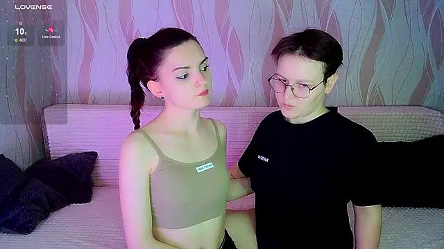  crazy baby  online show from October 3, 2025, 7:59 pm