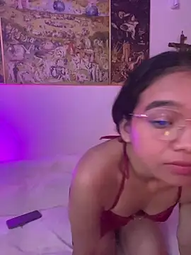 Nina-Eros1 online show from May 13, 2026, 11:23 pm