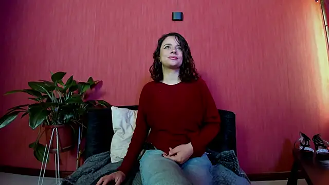 kassandra james online show from May 7, 2026, 1:25 pm