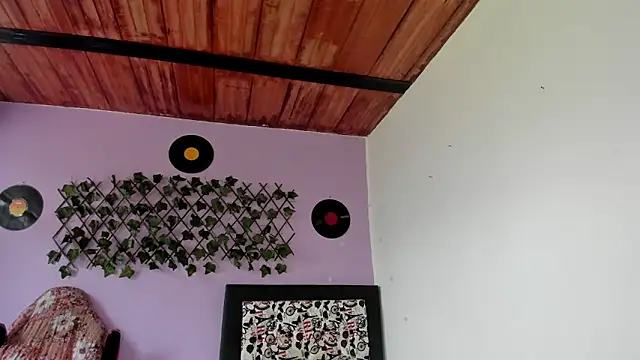 kassandra james online show from February 22, 2025, 6:19 pm