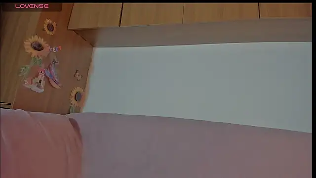 Snapshot of Lizzyjordanxo chatting on June 20, 2026, 9:31 pm Lizzyjordanxo online show from June 20, 2026, 9:31 pm