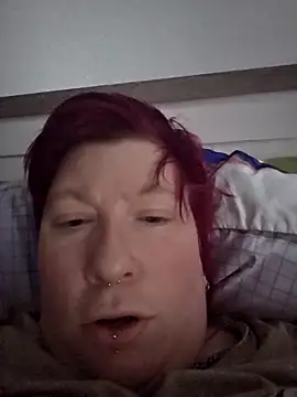 dieGeile0411 online show from February 12, 2026, 11:32 am