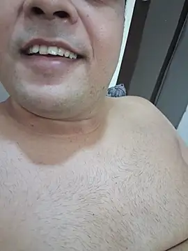 dirtybearr online show from June 16, 2026, 7:52 am