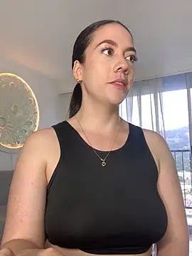 ImAlicee online show from September 14, 2025, 10:32 pm