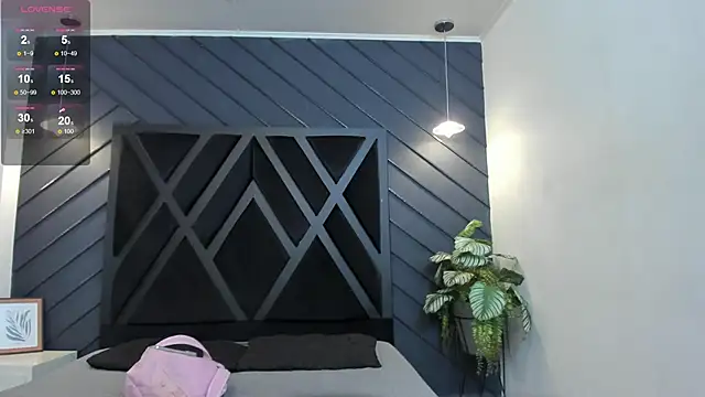 Apolo Bianco  online show from September 17, 2025, 11:18 pm