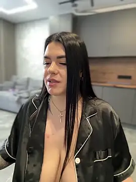 Snapshot of HugeBoobs- chatting on February 27, 2025, 9:50 am HugeBoobs- online show from February 27, 2025, 9:50 am