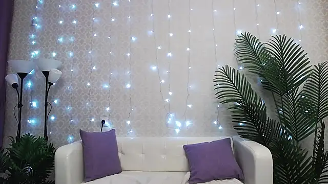 Camelia Lillie online show from June 25, 2026, 2:20 am