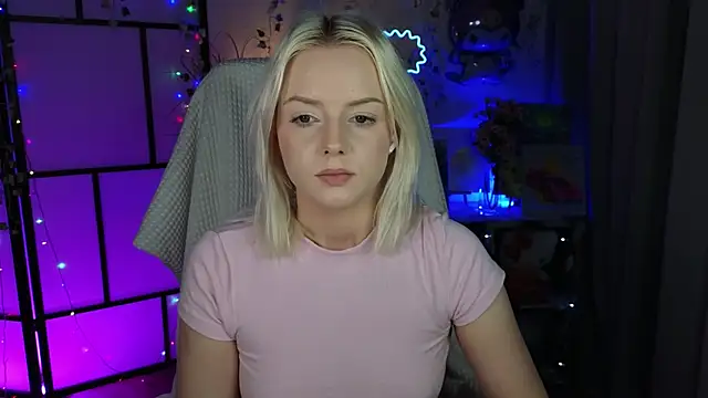 ImBonBon online show from September 12, 2025, 10:31 pm