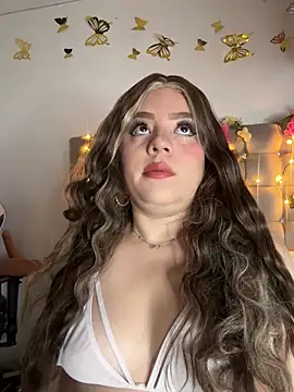 Jullieetta online show from February 4, 2026, 12:00 pm