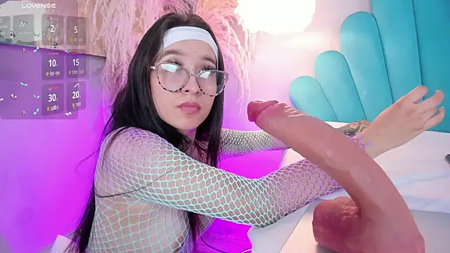 EriKlein online show from November 27, 2025, 9:04 pm