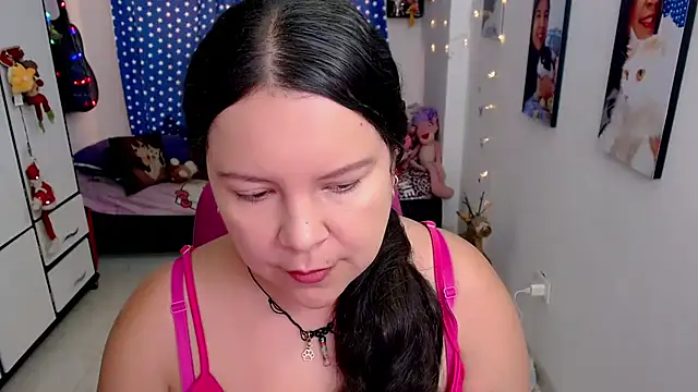 claryssa  online show from February 27, 2026, 9:58 pm