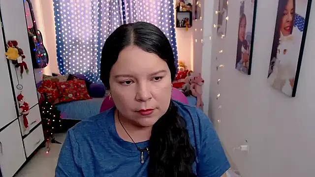 claryssa  online show from January 5, 2026, 5:38 pm