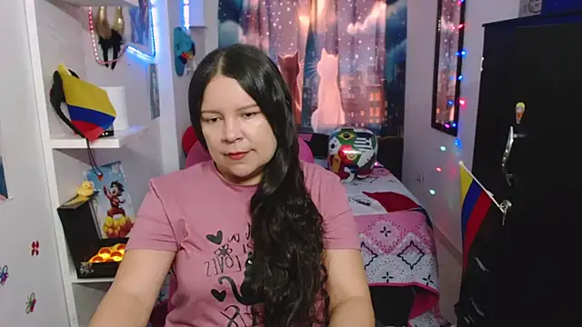 claryssa  online show from July 14, 2026, 10:38 pm