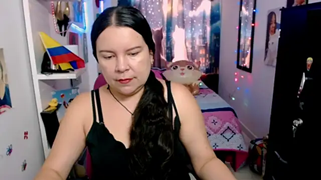 claryssa  online show from August 4, 2026, 9:08 pm