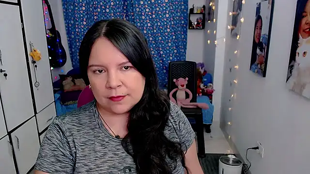 claryssa  online show from September 25, 2025, 7:09 pm