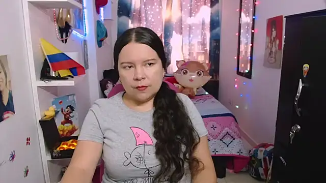 claryssa  online show from July 25, 2026, 4:57 pm