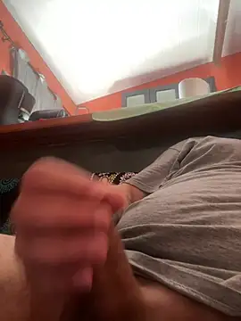 brunogordin69 online show from August 2, 2026, 4:37 pm