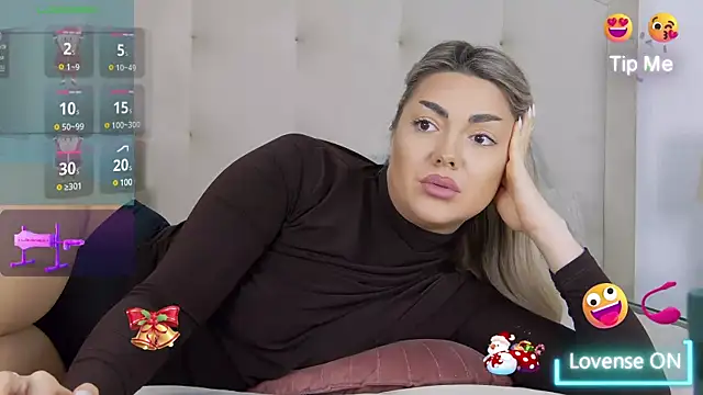 stacya10 online show from December 18, 2024, 11:24 am