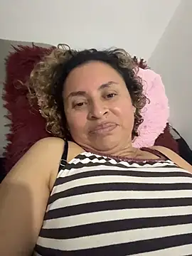 Snapshot of SheraHadee chatting on June 18, 2026, 12:31 am SheraHadee online show from June 18, 2026, 12:31 am