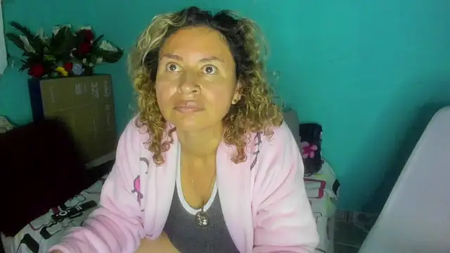 Snapshot of SheraHadee chatting on June 13, 2026, 10:46 am SheraHadee online show from June 13, 2026, 10:46 am
