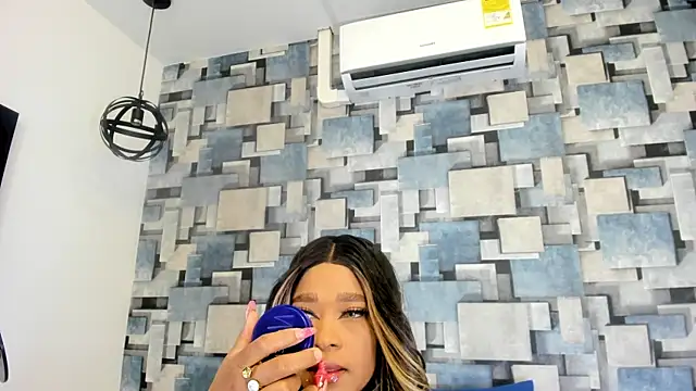 angel dthroatt online show from June 26, 2026, 12:11 pm