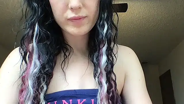 kittycatkendra online show from May 28, 2026, 9:32 pm